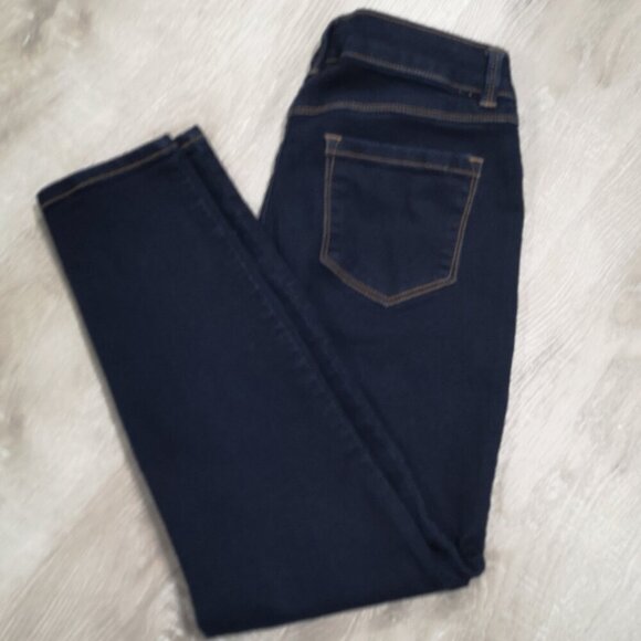 d. Jeans Ladies Dark Wash Size 6 Slim Leg Denim Jeans - Picture 5 of 11
